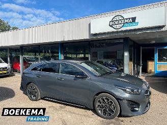 Unfallwagen Kia Proceed pro cee'd 1.5 T-GDi GT-Line Keyless Camera Stoel/Stuurverwarming 2024/8
