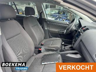 Volkswagen Golf 1.6 Trendline 5-deurs Navi Airco picture 18