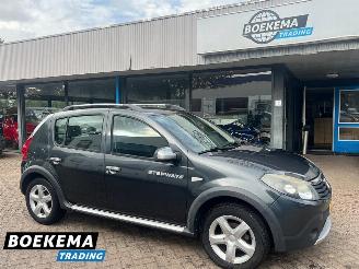 Schadeauto Dacia Sandero 1.6 Stepway Airco Elektrische Ramen 2010/10