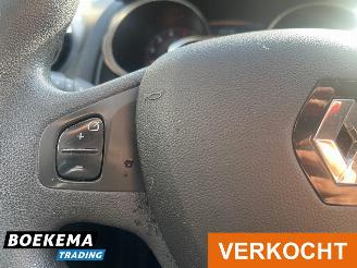 Renault Clio Estate 1.5 dCi Expression Navi Cruise PDC Airco picture 23
