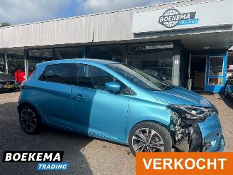 Damaged car Renault Zoé R135 Intens 52 kWh KoopAccu! Bose Camera Winterpakket 2020/8