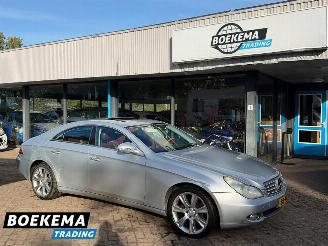 Auto incidentate Mercedes CLS 500 V8 Open-Dak Harman/Kardon Memory Keyless Luchtvering 2005/1