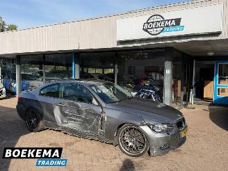 Unfallwagen BMW 3-serie 325i M-Sport Coupe Keyless Memory Navigatie Cruise 2006/9