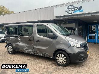 krockskadad bil auto Renault Trafic 1.6 dCi Lang Energy 9-Persoons Airco 2016/4