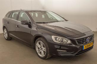 Volvo V-60 D6 2.4 AWD Plug In Hybrid Phev picture 2