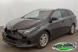 uszkodzony samochody osobowe Toyota Auris 1.2 Automaat Navi Clima 2018/4