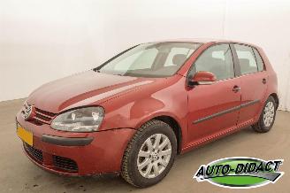 skadebil auto Volkswagen Golf 1.6 FSI Comfortline 2004/3