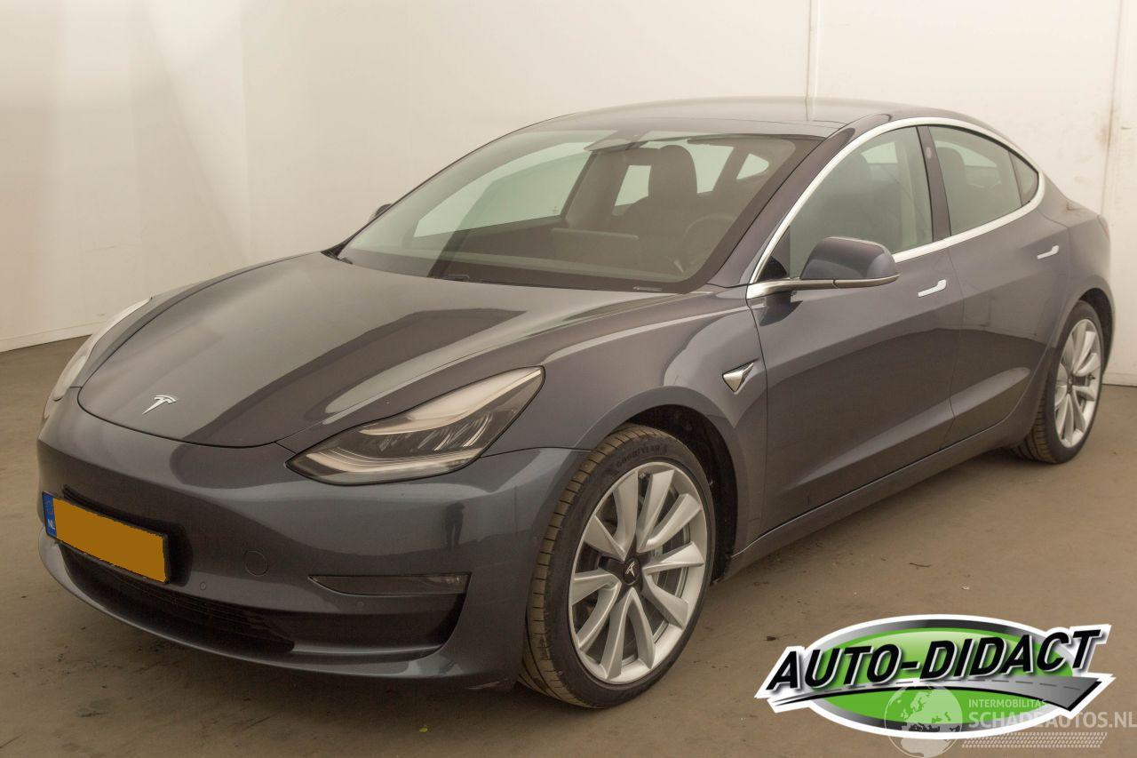 Tesla Model 3 Long Range AWD 75KWH