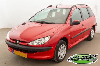 skadebil auto Peugeot 206 SW 1.4 One-Line 2005/12