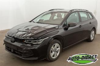 krockskadad bil auto Volkswagen Golf 1.5 22.362 km Digi Dash Clima Navi Camera 2024/7
