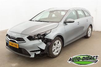 Coche accidentado Kia Ceed Sportswagon 1.5 T-GDI 56.574 km Dynamicline 2023/5