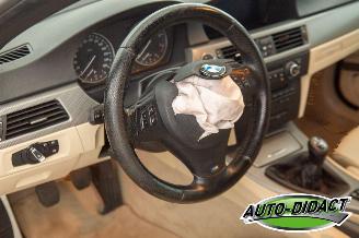 BMW 3-serie 318i Cabrio Clima Navi Leder picture 24