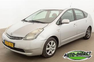 Vaurioauto  passenger cars Toyota Prius 1.5 Automaat Airco Clima VVT-i Comfort 2007/9