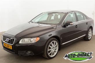Damaged car Volvo S-80 3.0 T6 AWD Automaat Clima Navi Camera Leder Summum 2009/6