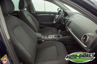 Audi A3 1.6 TDI Automaat Clima Navi picture 18