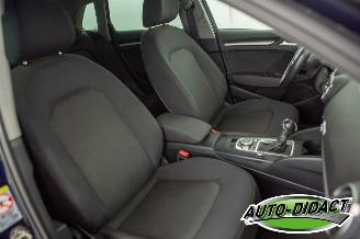 Audi A3 1.6 TDI Automaat Clima Navi picture 17