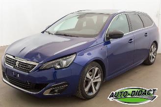 uszkodzony samochody osobowe Peugeot 308 1.2 GT-Line Clima Navi Pano Camera 2017/2