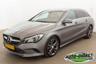 Vaurioauto  passenger cars Mercedes Cla-klasse Shooting Brake 200d Automaat Clima Navi Camera Lease Edition Plus 2017/2