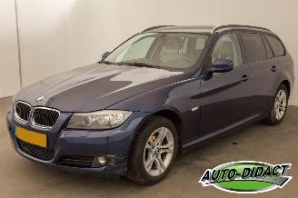 Voiture accidenté BMW 3-serie 320i Automaat Clima Leder Business Line 2010/11