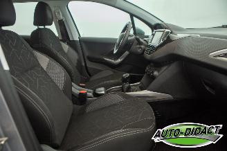 Peugeot 2008 1.2 Airco Navi 78.059 km picture 14