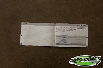Peugeot 2008 1.2 Airco Navi 78.059 km picture 18
