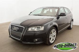 skadebil auto Audi A3 1.6 TDI Clima Navi Leder 2010/4