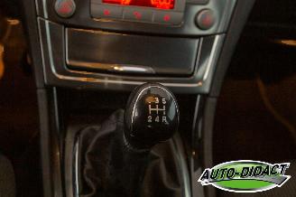 Ford Mondeo 2.0-16V Limited Clima Navi picture 10