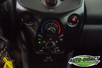 Citroën C1 1.0 VTi Feel Airco picture 8