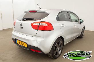 Kia Rio 1.4 CVVT Clima Super Pack picture 4