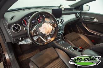 Mercedes Cla-klasse 180 Automaat Clima Navi Camera picture 23