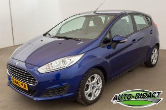 krockskadad bil auto Ford Fiesta 1.0 EcoBoost 119.381 km Airco Titanium 2016/9