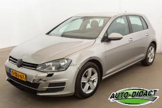 Damaged car Volkswagen Golf 1.4 TSI Clima Navi ACT Highline 2014/3
