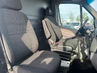 Mercedes Sprinter 413 2.2 BlueTEC Automaat Airco picture 16
