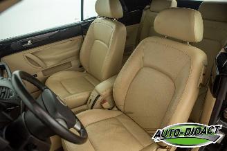 Volkswagen New-beetle 2.0 Cabriolet Highline Airco picture 20