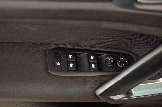 Peugeot 308 1.2 PureTech Clima Navi Blue Lease picture 10