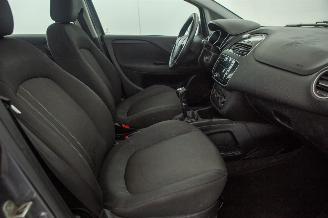 Fiat Punto 0.9 TwinAir Street Airco picture 19