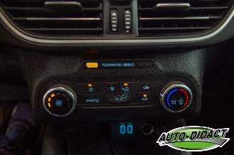 Ford Focus 1.0 EcoBoost Hybrid Clima Navi Camera Trend Edition Business picture 10