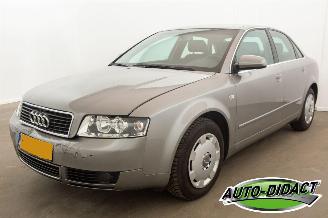 Coche accidentado Audi A4 2.0 Clima 2004/10