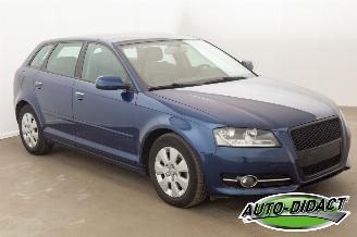 Audi A3 1.6 TDI Clima Leder picture 2