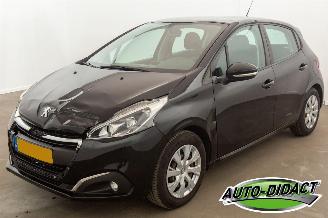 Avarii autoturisme Peugeot 208 1.2 PureTech 66.812 km NAP Airco Blue Lion 2018/3