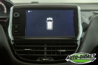 Peugeot 208 1.2 PureTech 66.812 km NAP Airco Blue Lion picture 9