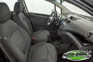 Chevrolet Spark 1.0 16V LS Airco picture 17