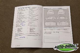 Volkswagen Passat 1.6 TDI Clima Navi Comfort Executive Line BlueMotion picture 31