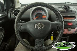 Toyota Aygo 1.0 12V Comfort Navigator picture 7
