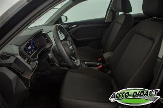 Audi A1 1.0 TSI Automatic Sportback S-line 30 picture 24