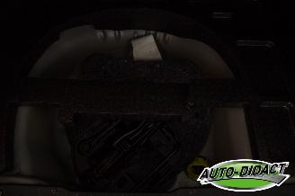 Peugeot 2008 1.6 HDi 68KW picture 35