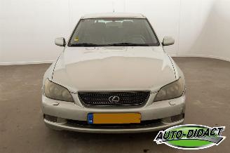 Lexus IS 300 Automaat SportCross Executive picture 2