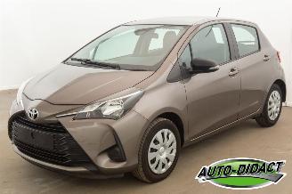 skadebil auto Toyota Yaris 1.5 82kw Airco 37.372 km 2018/10