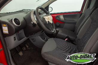 Peugeot 107 1.0-12V XS picture 20