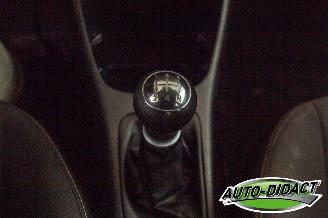 Kia Picanto 1.0 Fusion 140.239 km Carpas picture 10